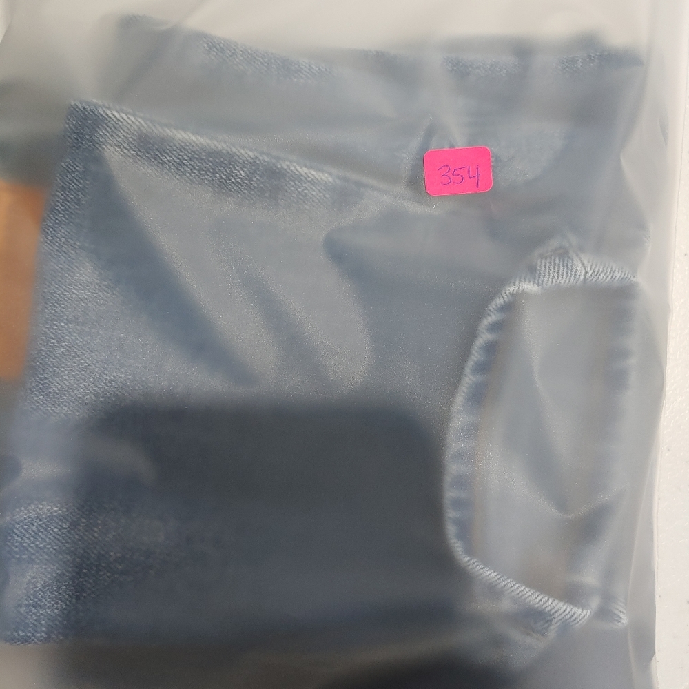 Lucky Brand Embroidered Jeans - Picture 13 of 14